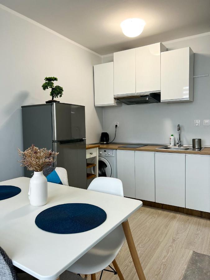 Przytulna Kawalerka Apartamento Varsovia Exterior foto