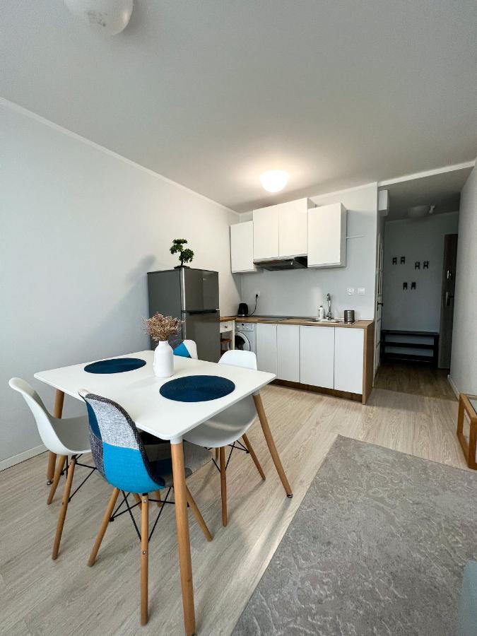 Przytulna Kawalerka Apartamento Varsovia Exterior foto